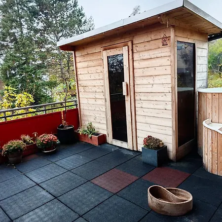 Sauna Zenklova 1, 4 Rooms, Terase, Garden, Sauna * プラハ
