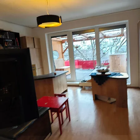 アパート Sauna Zenklova 1, 4 Rooms, Terase, Garden, Sauna プラハ