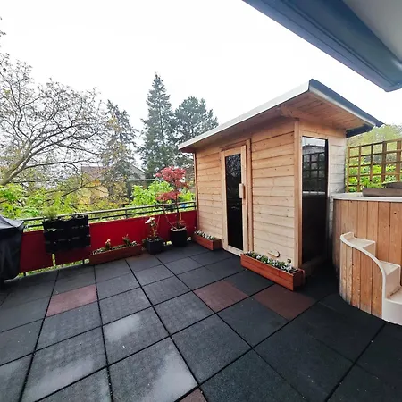 Sauna Zenklova 1, 4 Rooms, Terase, Garden, Sauna